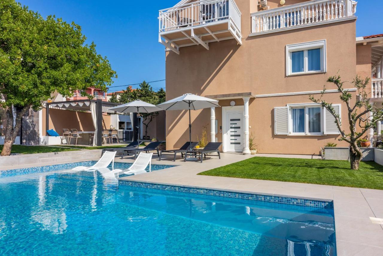 Apartments Panorama Novi Vinodolski Exterior photo
